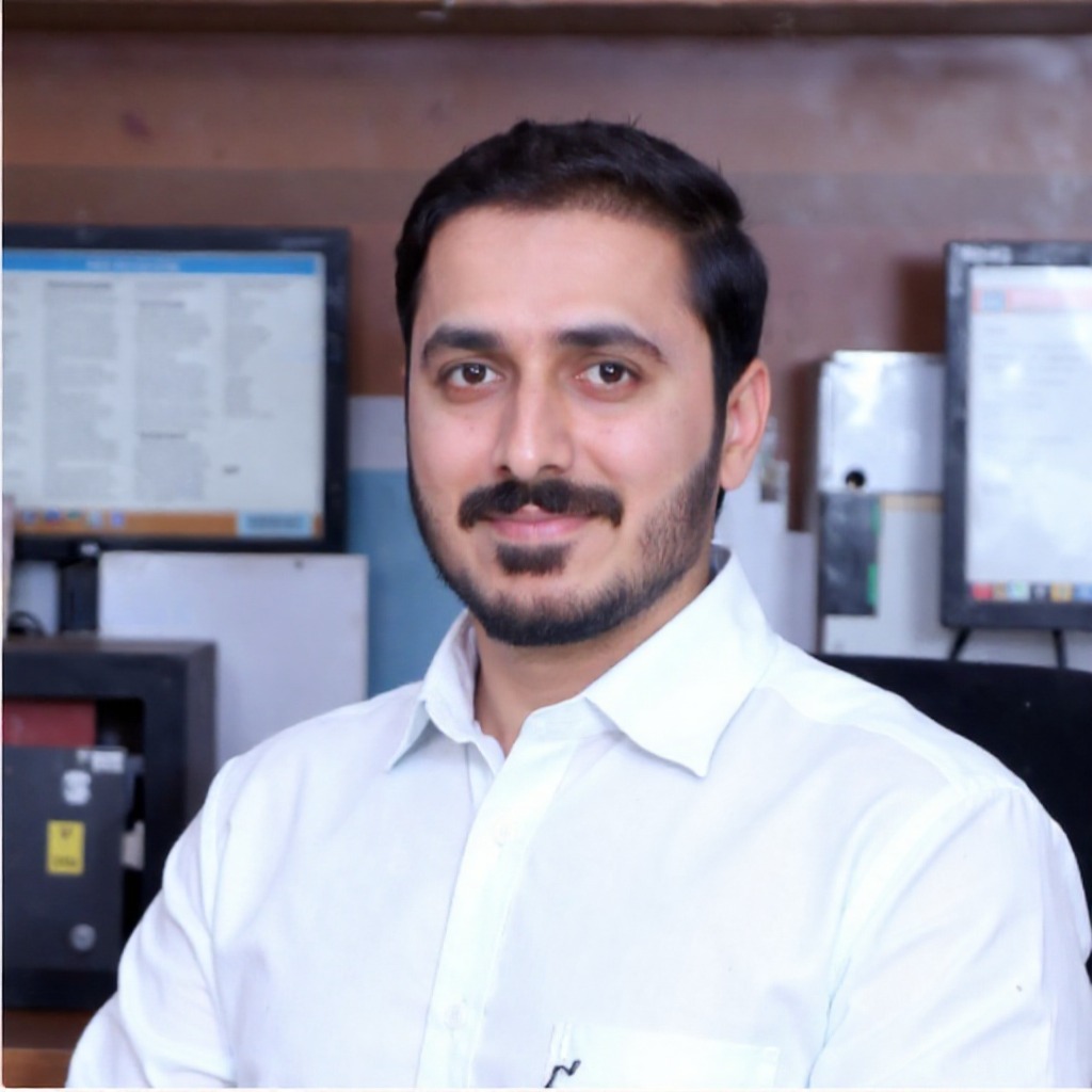 Nouman SEO expert and digital marketing specialist